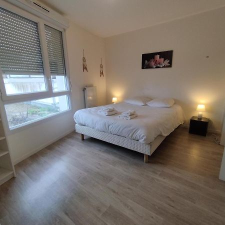 Saint Denis Appartement 2 Chambres Avec Parking מראה חיצוני תמונה